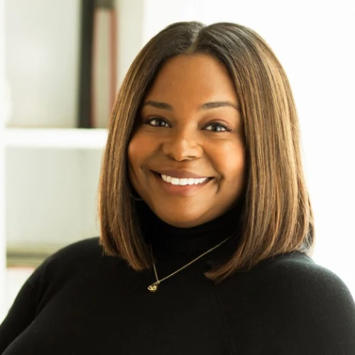 Alicia, founder of The Wick & Wine Experience